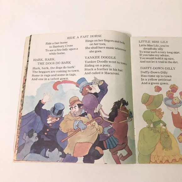 Vtg 1972 The Hildebrandt Mother  Goose Platt and Munk Softcover Book - Picture 11 of 16